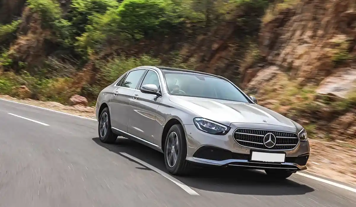 Mercedes-Benz - E-Class E 200d Exclusive - Luxury Car Rentals - Preowned Luxury Car - Exclusive Concierge Club.webp